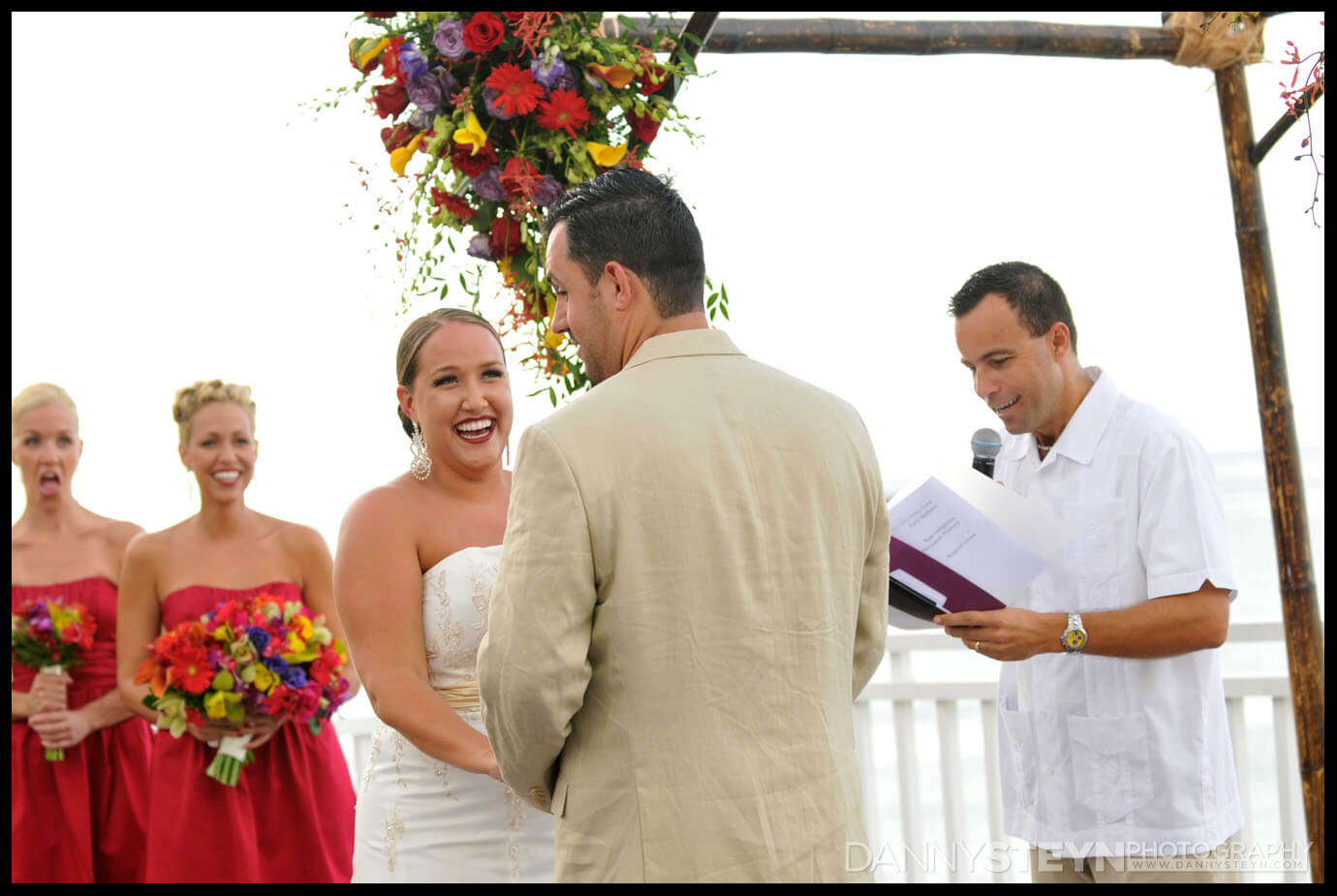 one and only club wedding photography nassau bahamas